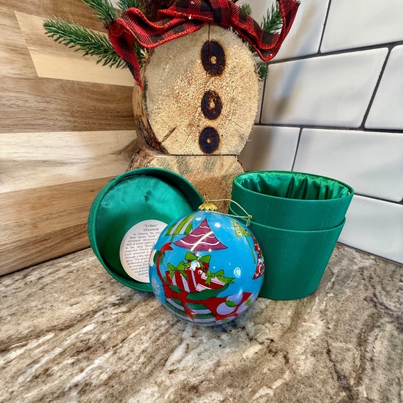 Pier 1 Li Bien 2007 Santa Christmas Glass Ornament Hand Painted w/storage box 4" - Picture 3 of 14